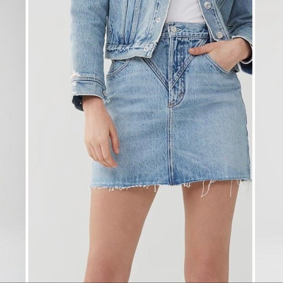 Agolde Dresses & Skirts - AGOLDE Palladium High Rise Denim Skirt with Raw Hem in Color Renewal Size 23.